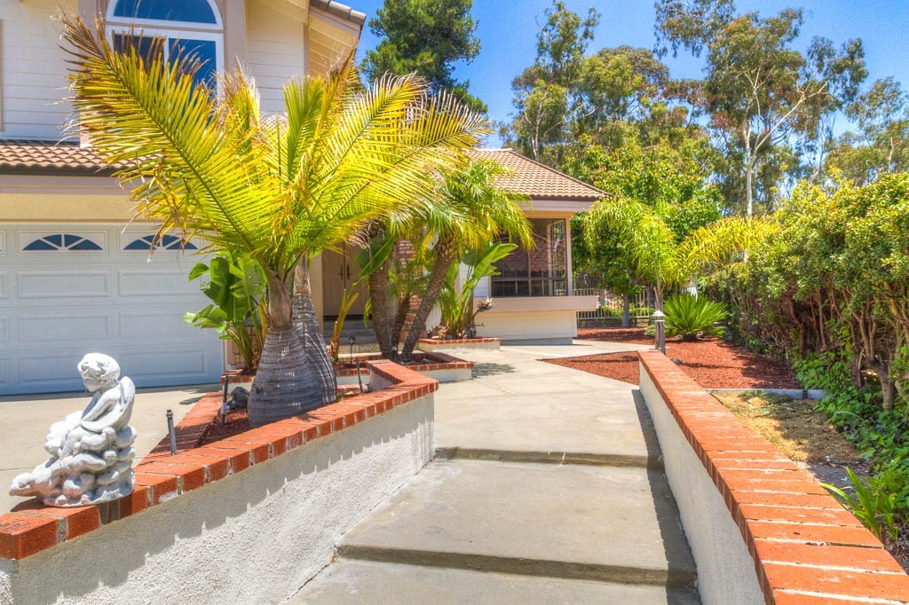 Property Photo:  1866 Falconer Ct.  CA 92081 