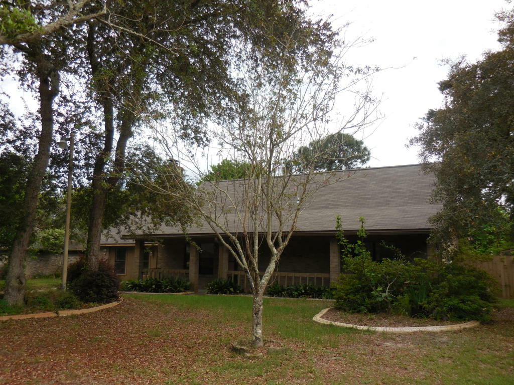 Property Photo:  29 Newcastle Court  FL 32578 