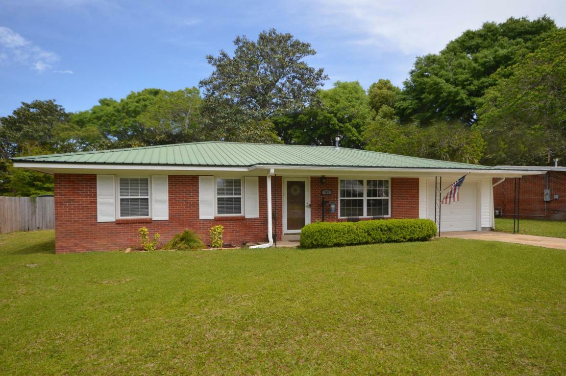 Property Photo:  307 NW Lake Drive  FL 32548 