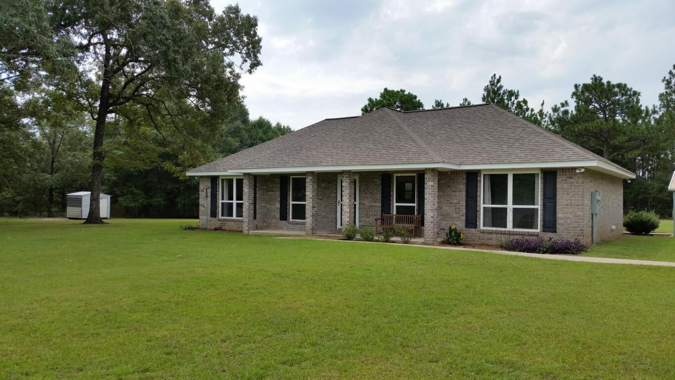 Property Photo:  1510 Greenwood Road  FL 32531 