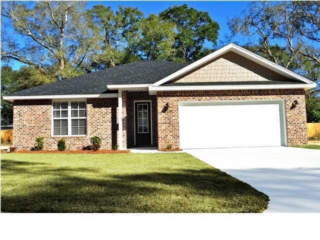 Property Photo: 902 Bay Breeze Cove FL 32578