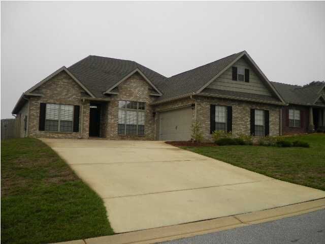 Property Photo:  603 Rowan Circle  FL 32536 