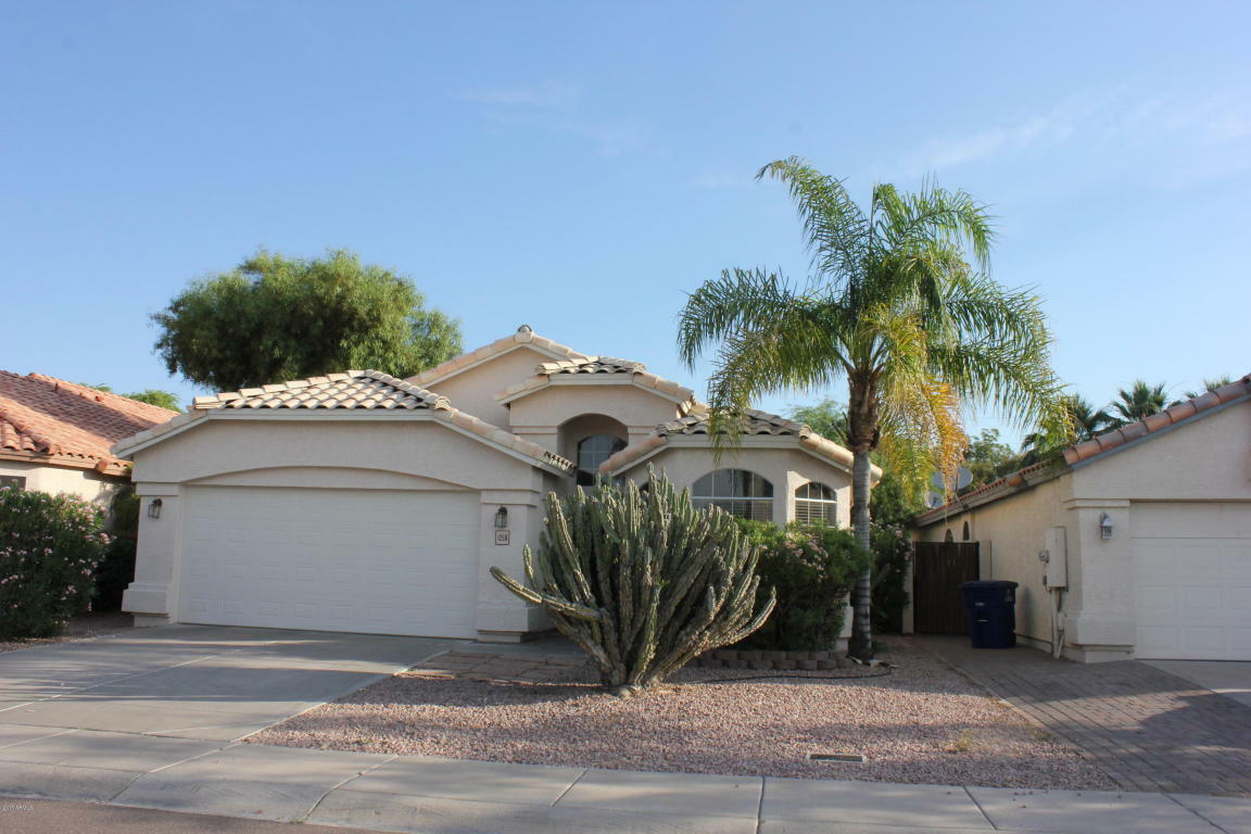 Property Photo:  1256 W Myrna Lane  AZ 85284 