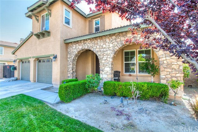 Property Photo: 6755 Fleuve Circle CA 92880