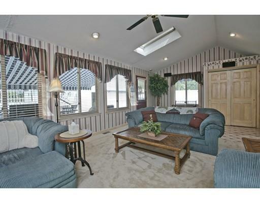 Property Photo:  405 Montgomery St  MA 01020 