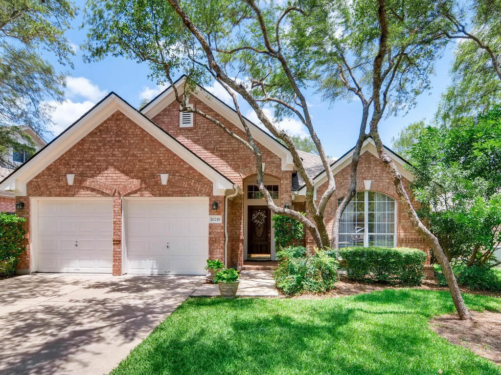 Property Photo: 10218 Matoca Way TX 78726
