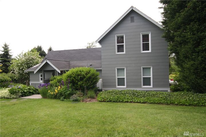 Property Photo:  6022 N Star Rd  WA 98248 