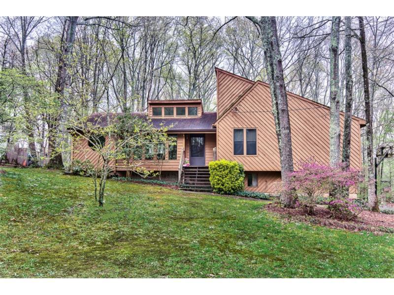 Property Photo:  2719 Valley Hill Drive   30102 