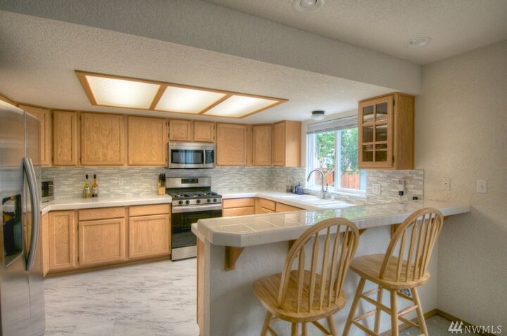 Property Photo:  5532 37th Ave SE  WA 98503 