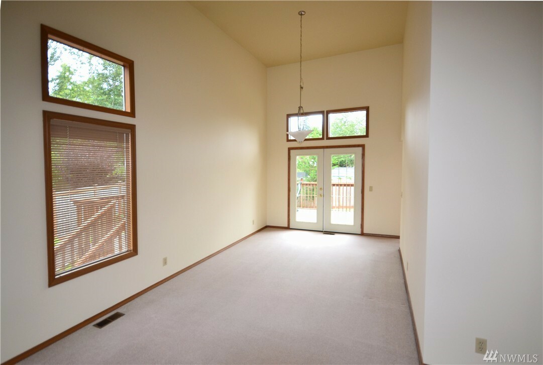 Property Photo:  7103 NE 168th St  WA 98028 