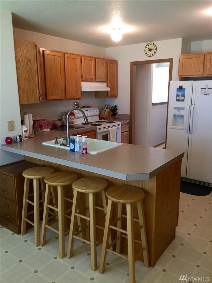 Property Photo:  5063 Crystal Springs Place NE  WA 98837 