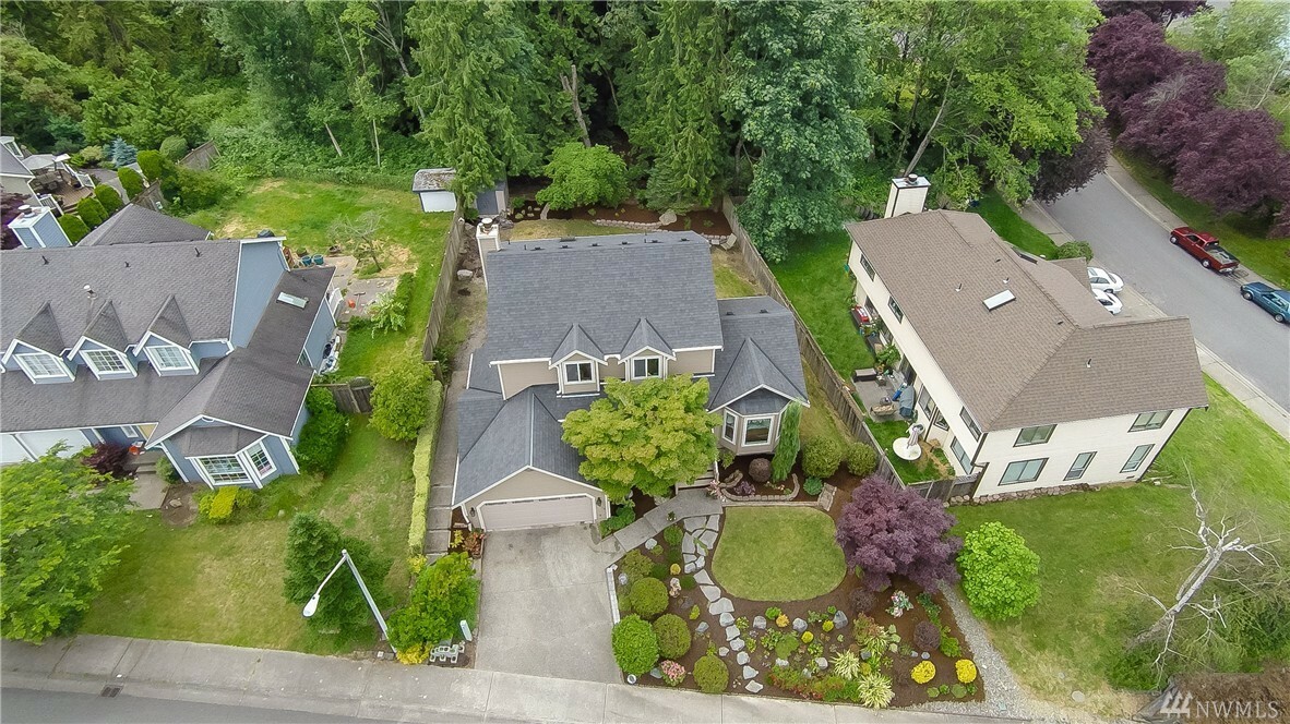 Property Photo:  22610 7th Dr SE  WA 98021 