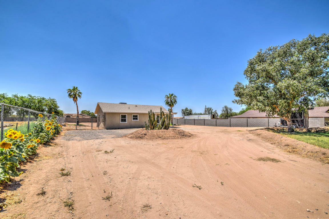 Property Photo:  26220 S Lemon Avenue  AZ 85142 