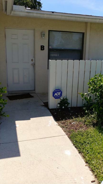 Property Photo:  5060 Sanctuary Way B  FL 33417 