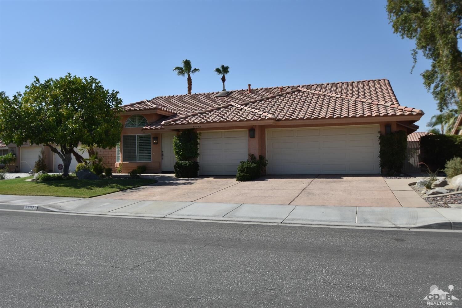 Property Photo:  77372 Evening Star Circle  CA 92210 