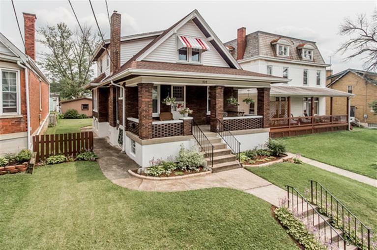 Property Photo: 131 W Walnut Street KY 41071