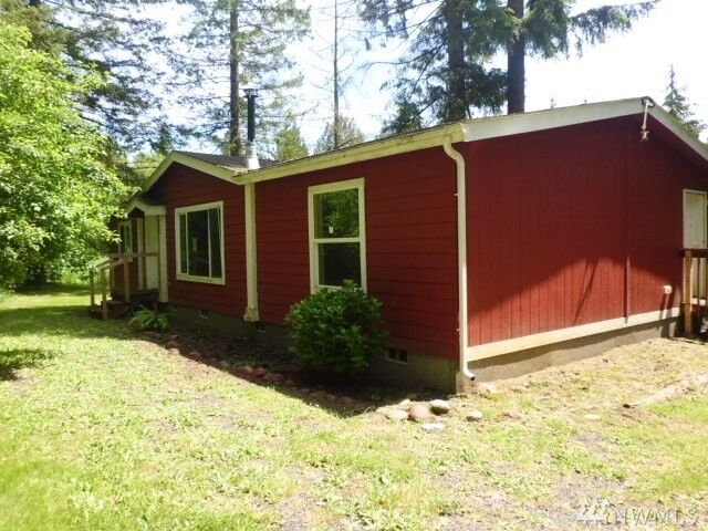 Property Photo:  494 Dluhosh Rd  WA 98570 
