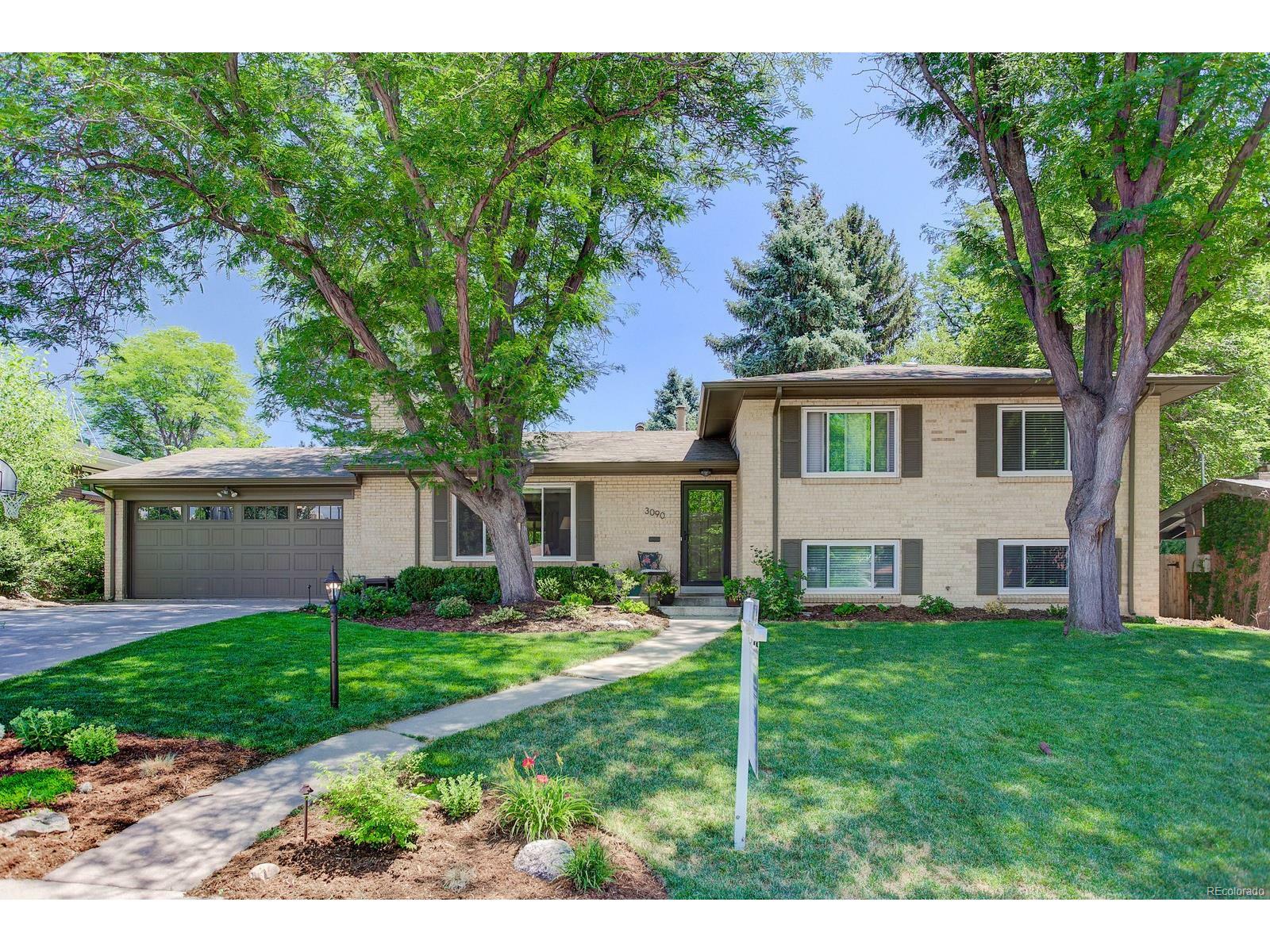Property Photo: 3090 South Williams Street CO 80210