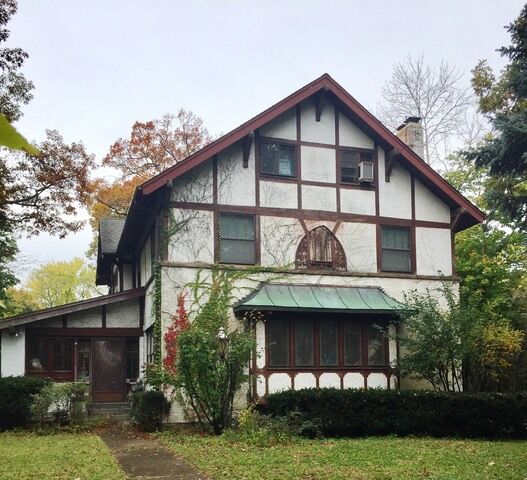 Property Photo:  554 Longwood Avenue  IL 60022 