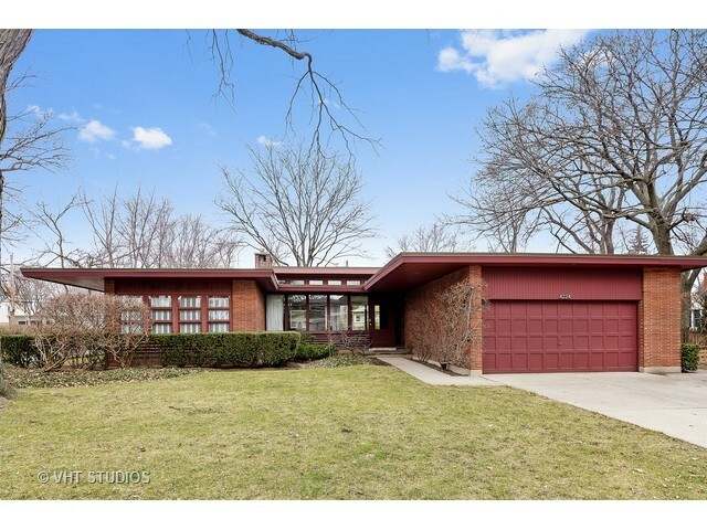 Property Photo:  4224 Bobolink Terrace  IL 60076 