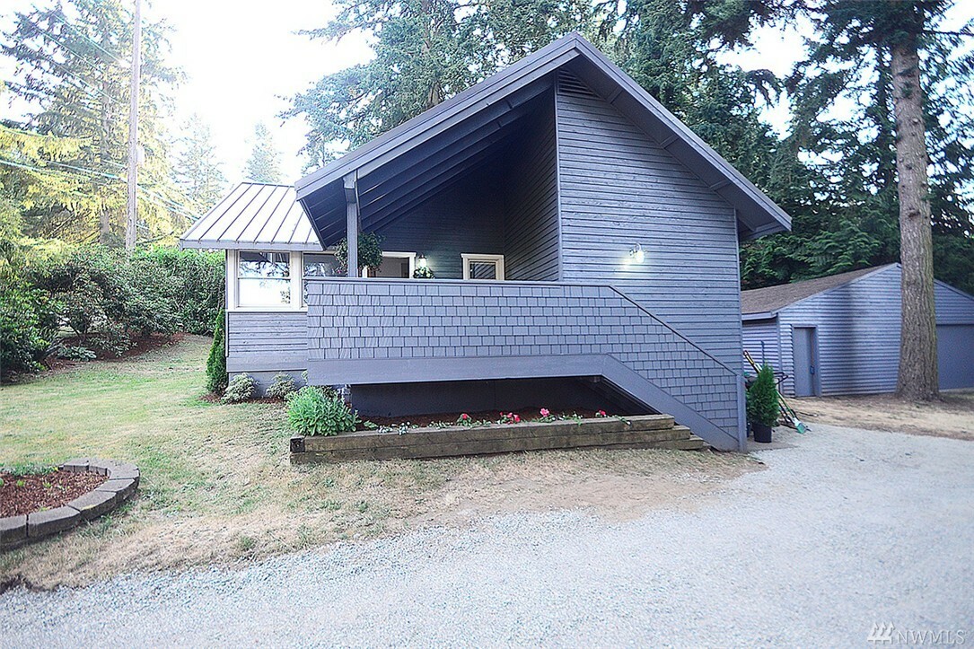 Property Photo:  1216 NE 195th St  WA 98155 