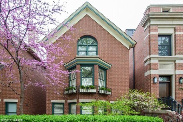Property Photo:  2635 Dayton Street  IL 60614 