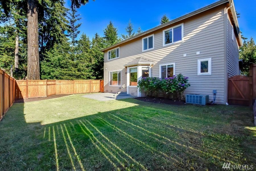 Property Photo:  8531 210th Place SW  WA 98026 