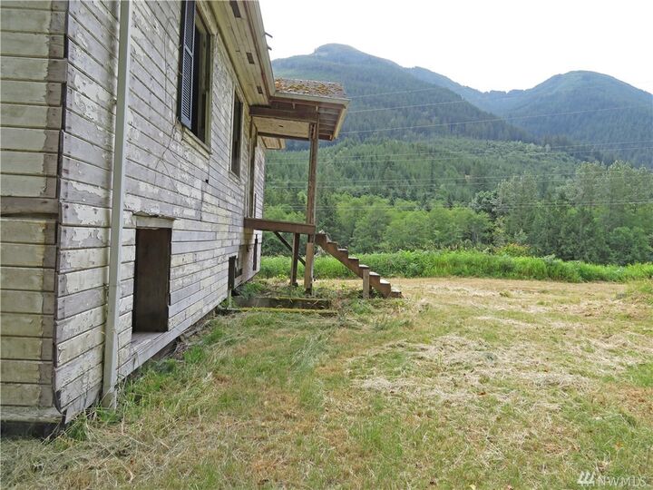 Property Photo:  27422 Lake Riley Rd  WA 98223 