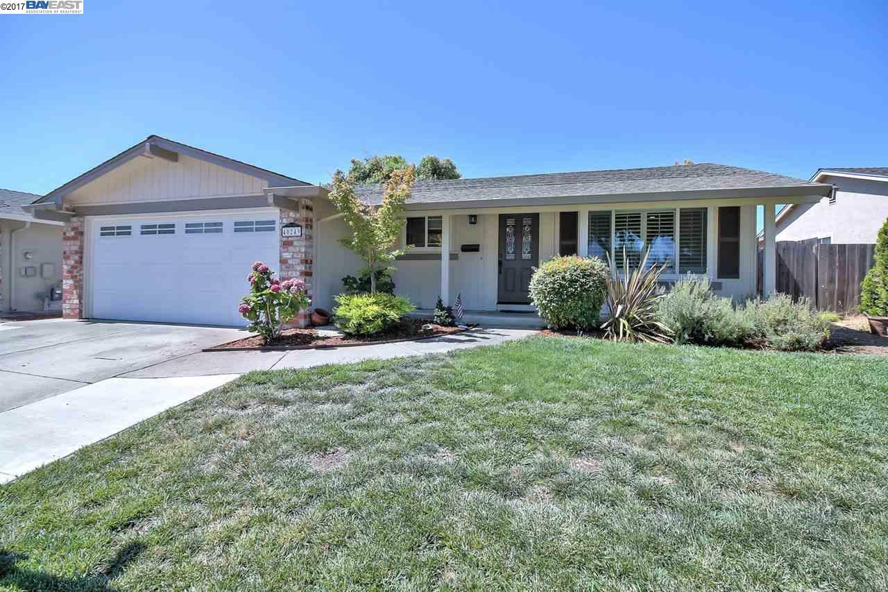 Property Photo: 40249 Blacow Rd CA 94538