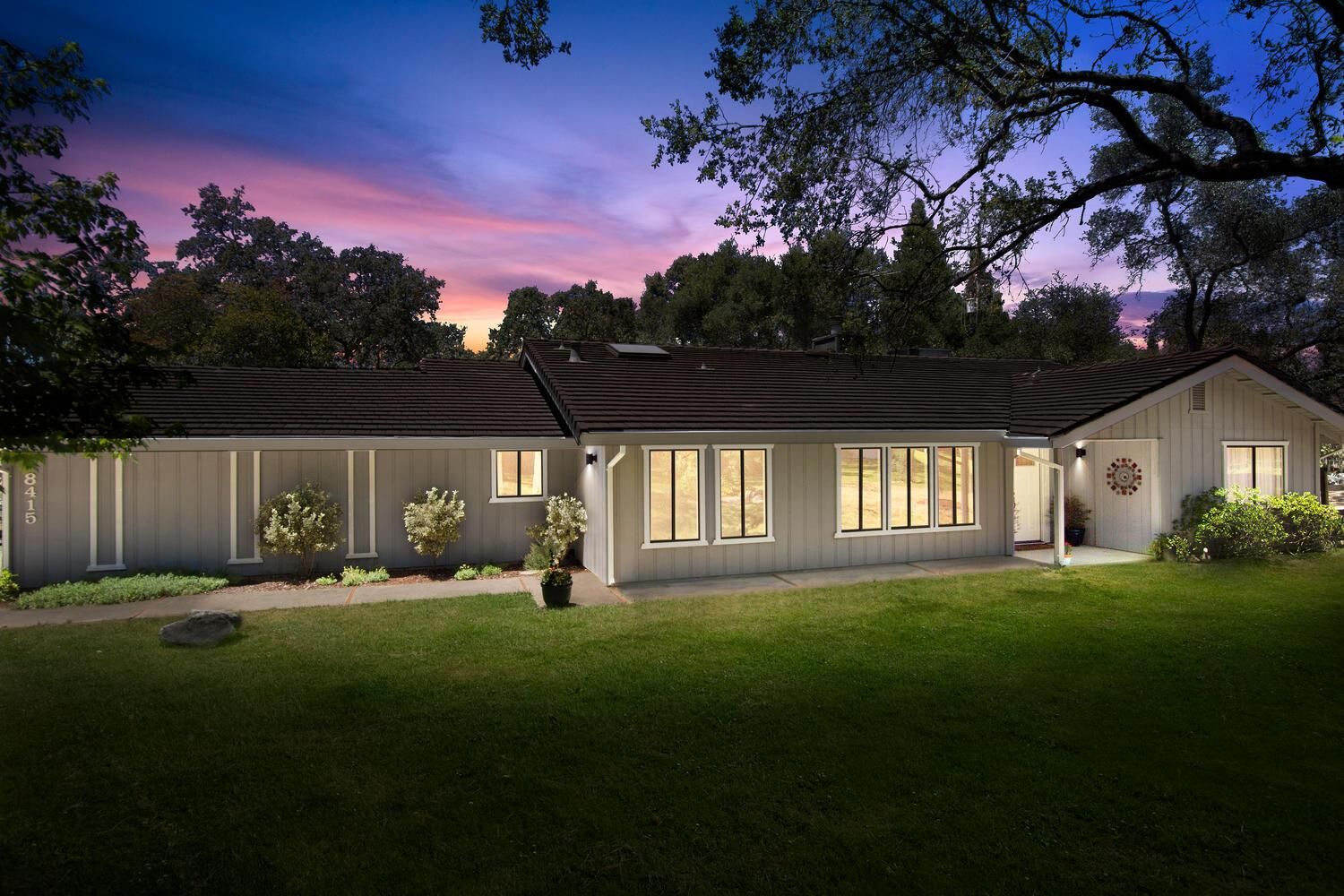Property Photo: 8415 Melwood Lane CA 95746
