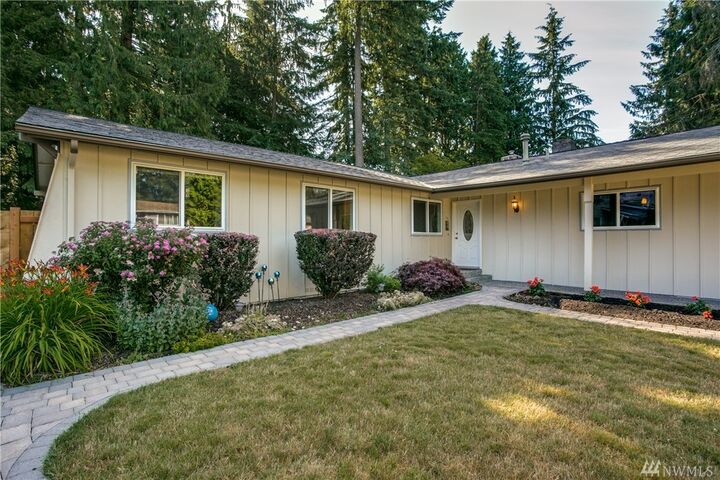 Property Photo: 17827 29th Dr SE WA 98012