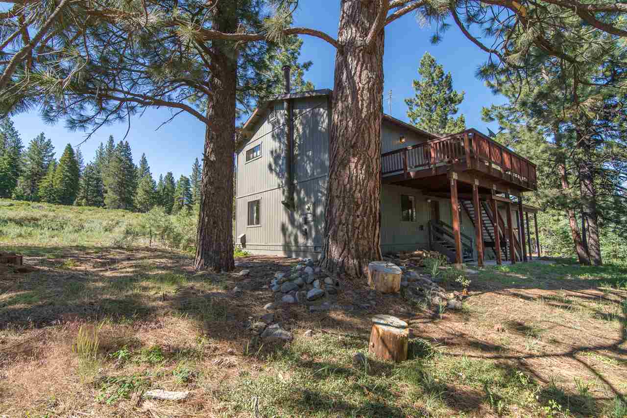 10605 Palisades Drive  Truckee CA 96161 photo