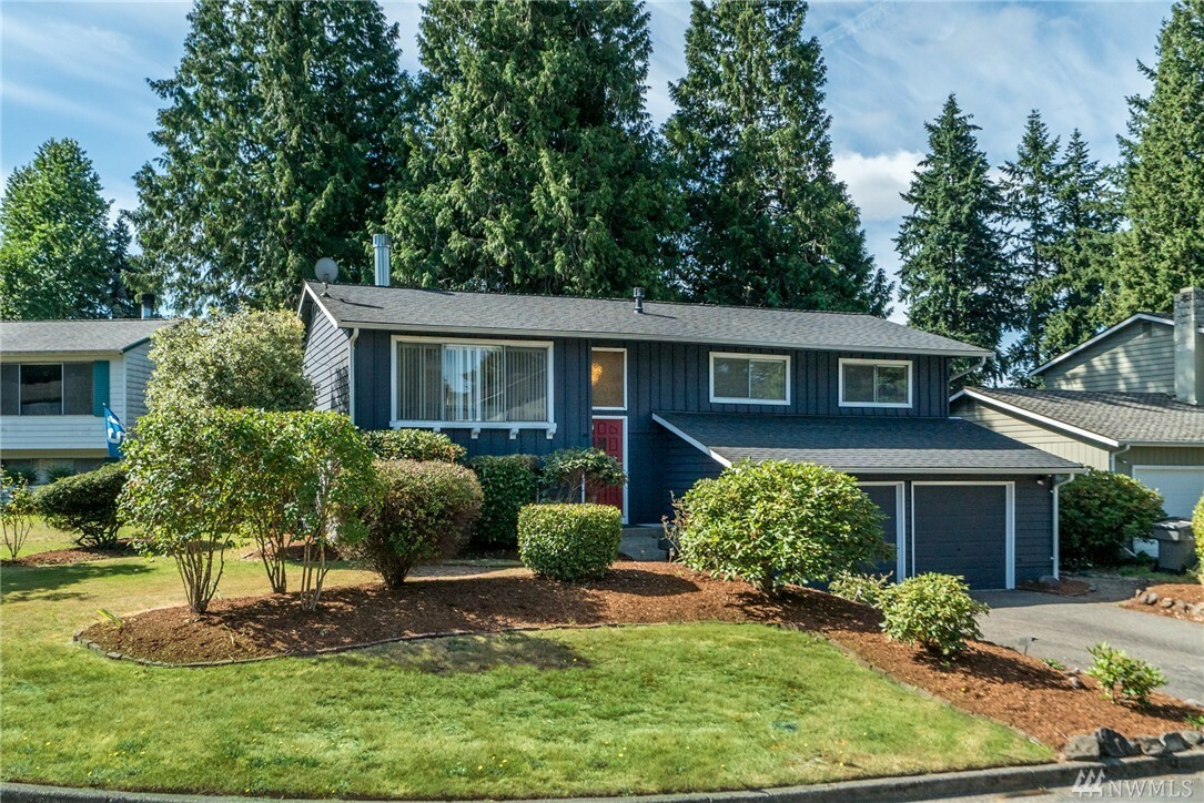 Property Photo: 12929 NE 131st St WA 98034