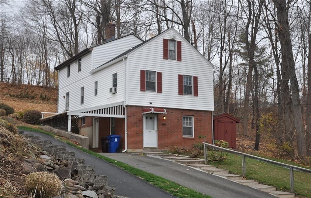 Property Photo: 301 South Road CT 06032