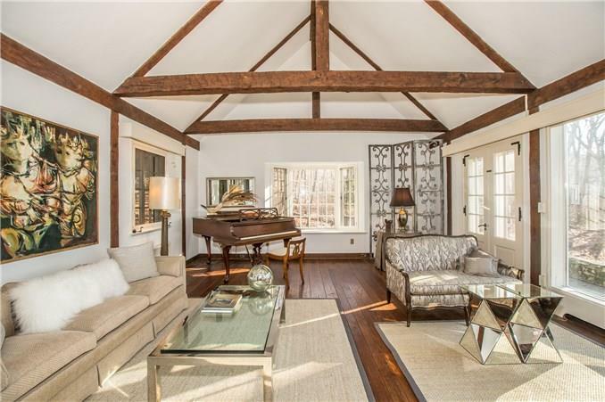 Property Photo: 15 Greenbrier Road CT 06880