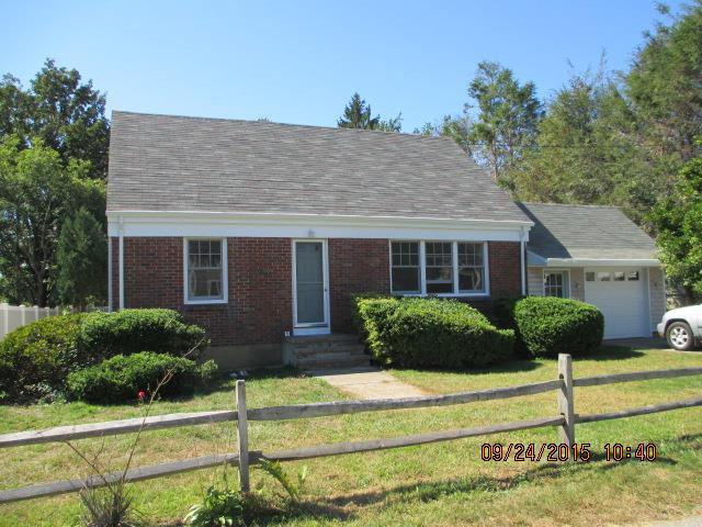 Property Photo: 5 Geiser Street CT 06355
