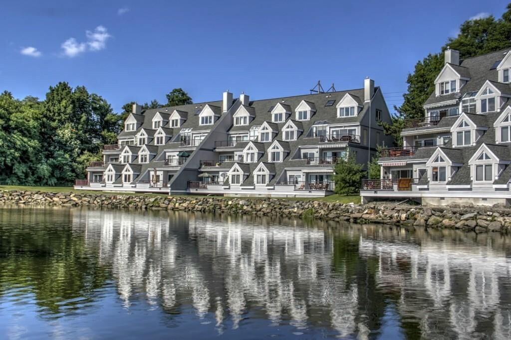 Property Photo:  134 Popes Island Road 134  CT 06461 