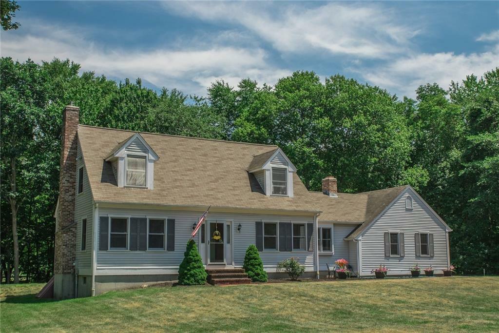 Property Photo:  1 Fairway Lane  CT 06371 