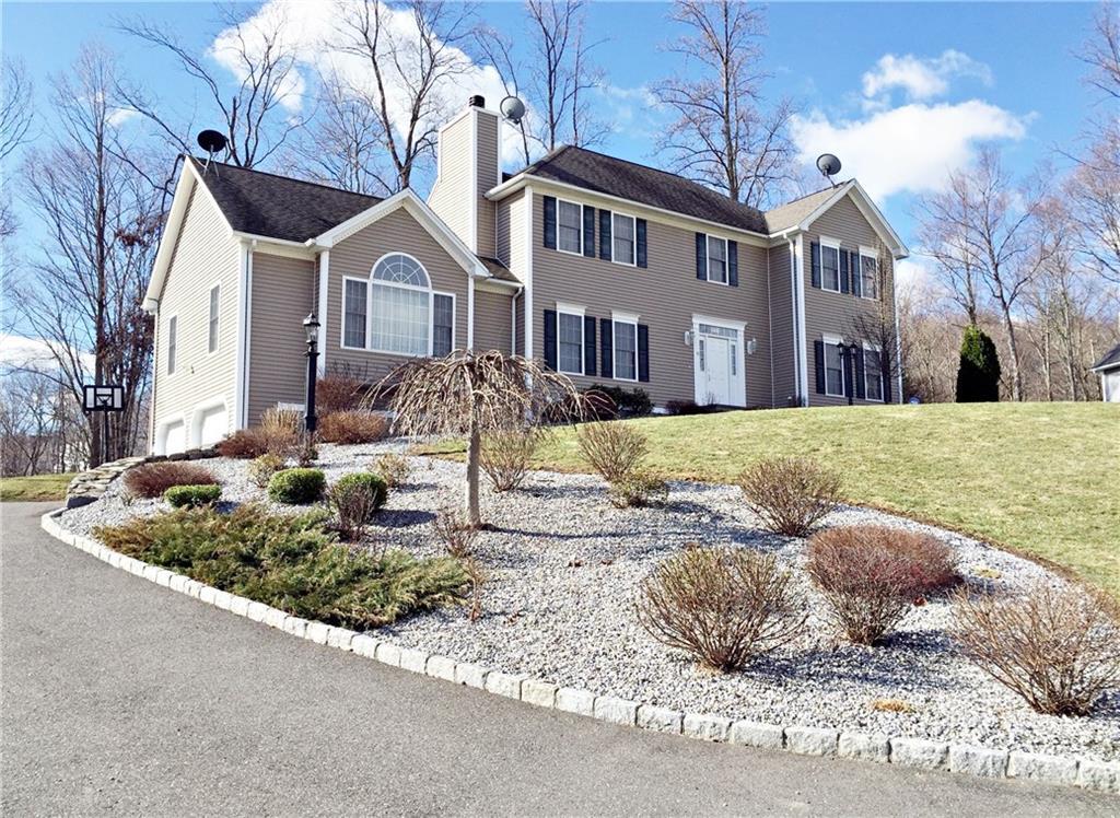 Property Photo:  30 Brookfield Road  CT 06483 