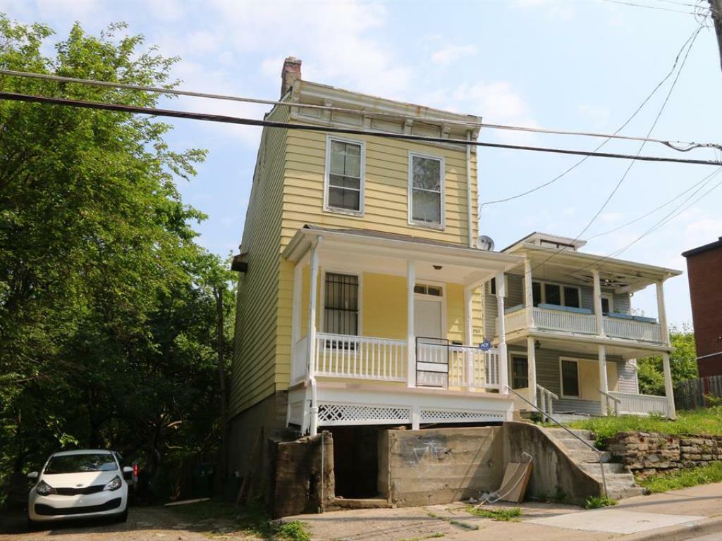 Property Photo: 752 Straight Street OH 45214