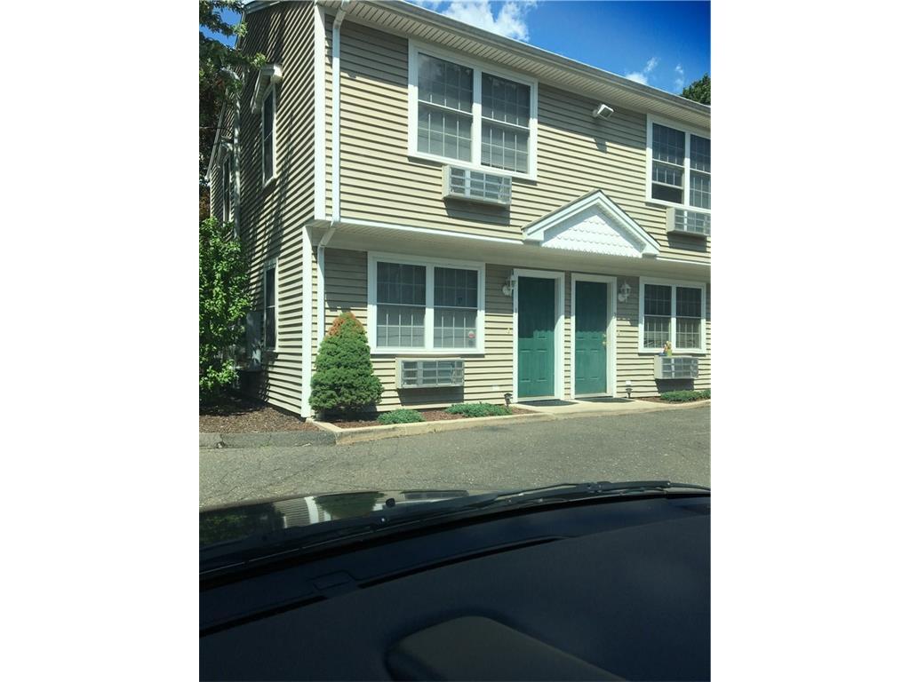 Property Photo: 184 Huntington Turnpike 4 CT 06610