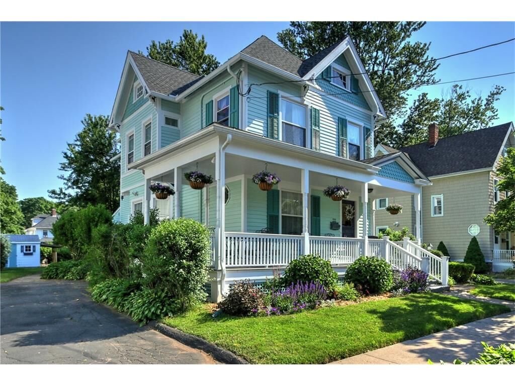 Property Photo:  208 Court Street  CT 06516 