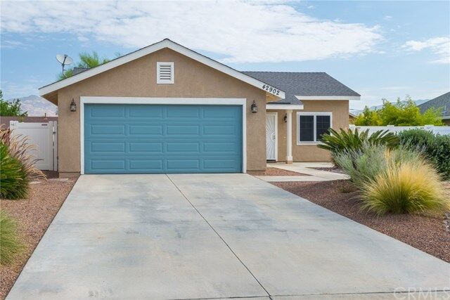 Property Photo:  42902 Charlton Avenue  CA 92544 