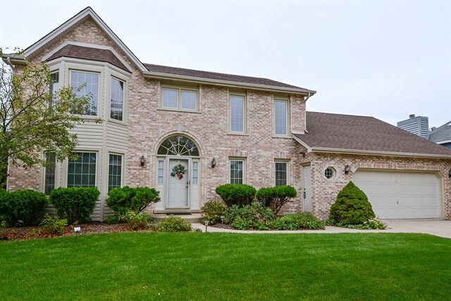 661 Inverness Drive  Aurora IL 60504 photo