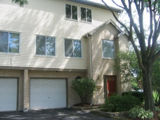 Property Photo: 1099 S Lorraine Road 4 IL 60187