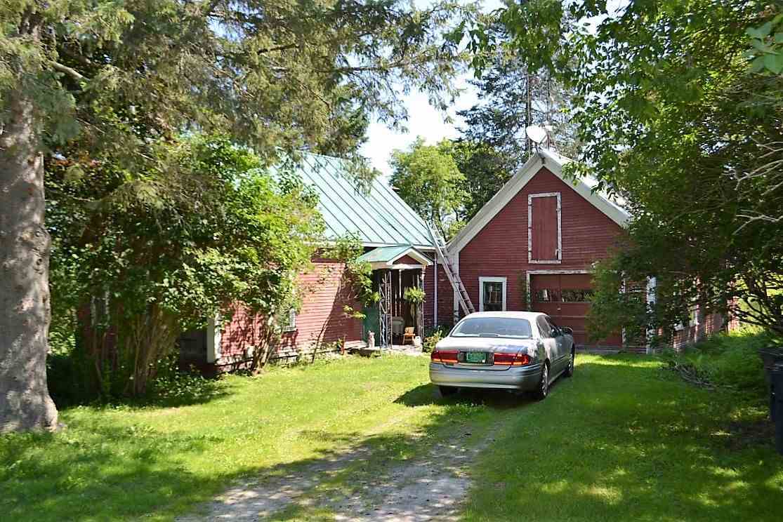 Property Photo:  131 East Hill Road  VT 05667 