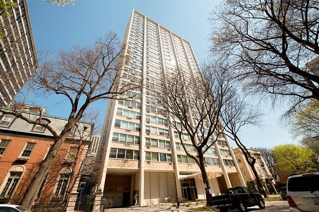 Property Photo:  336 W Wellington Avenue 305  IL 60657