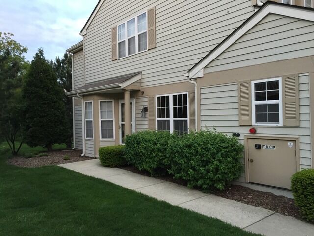 Property Photo:  2220 Waterleaf Drive 104  IL 60564 