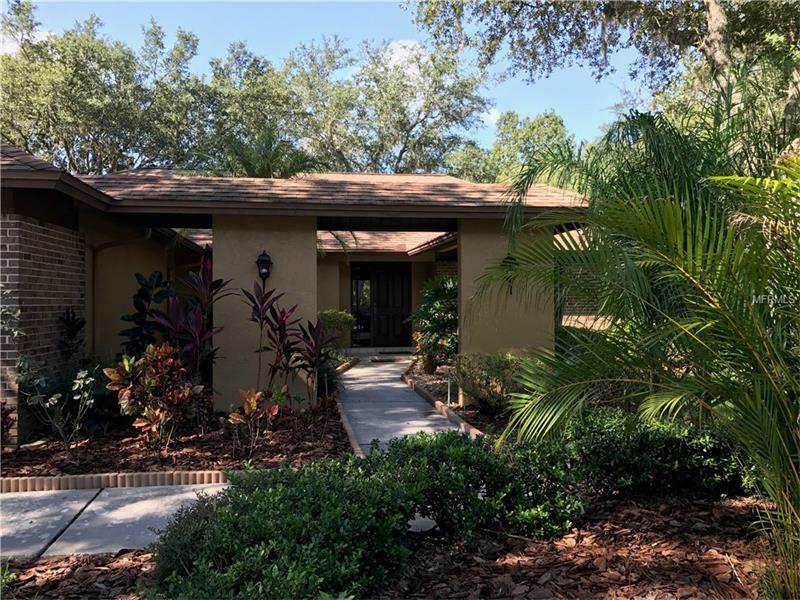 Property Photo:  5703 Ainsworth Court W  FL 33647 