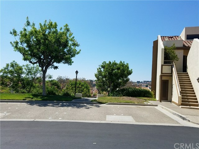 Property Photo:  27875 Mazagon  CA 92692 